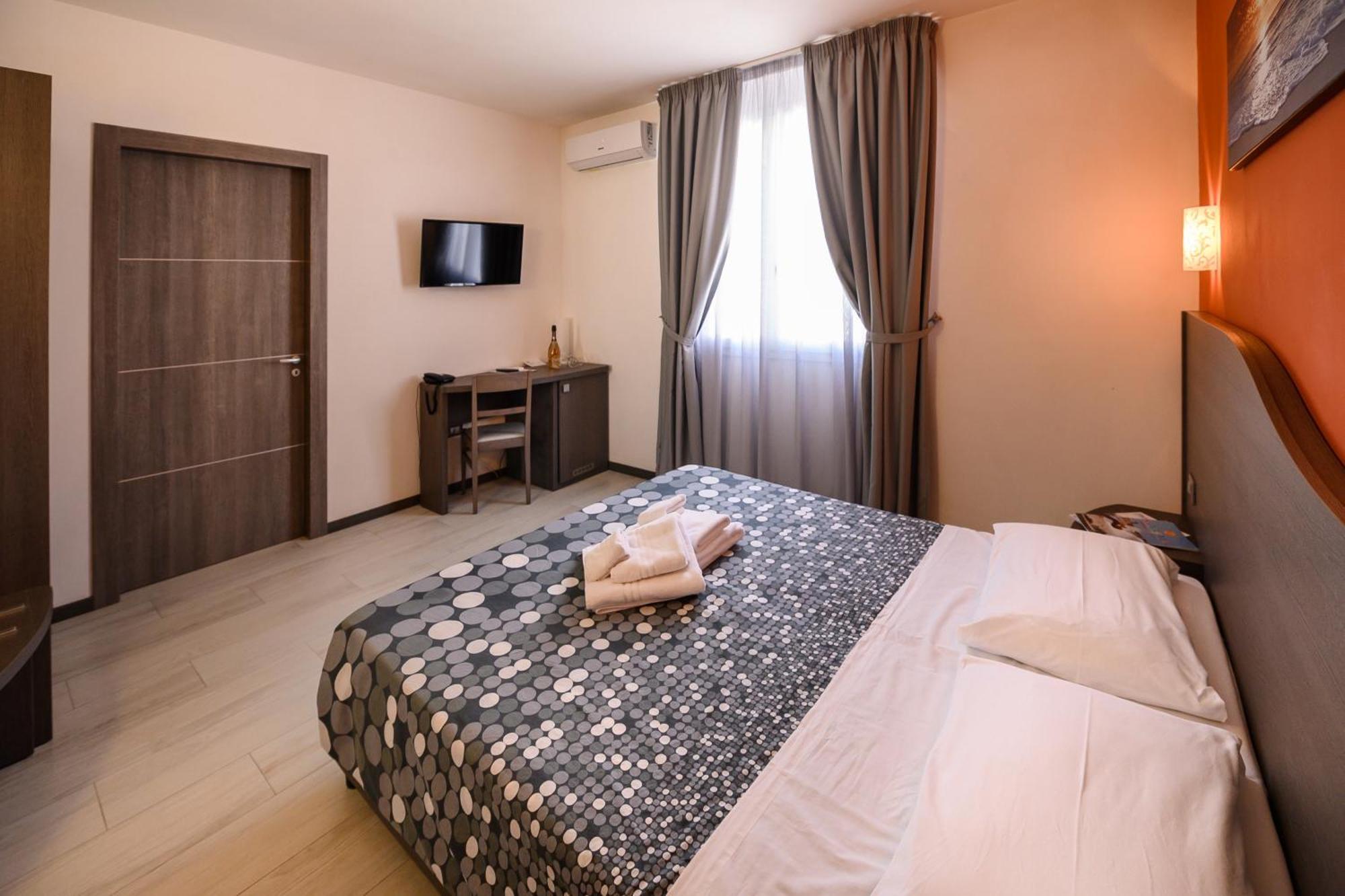 Hotel Rainbow Resort 마르살라 외부 사진